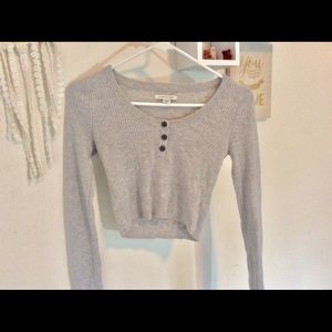 Long sleeve cropped American eagle top